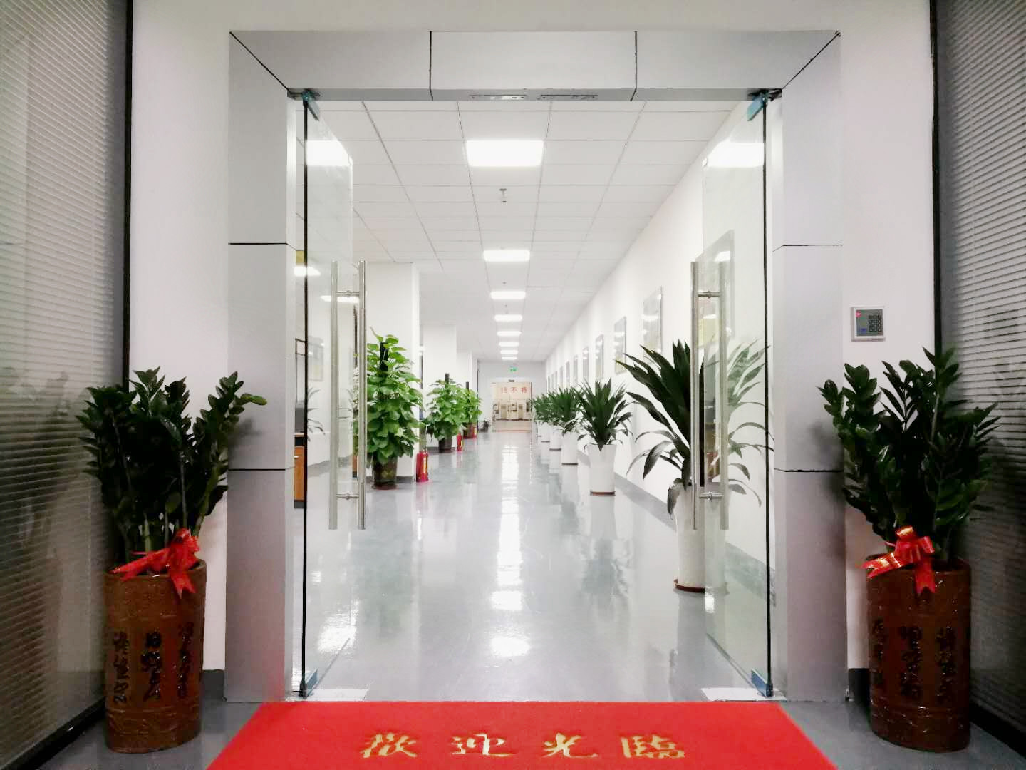 羞羞视频成人网站科